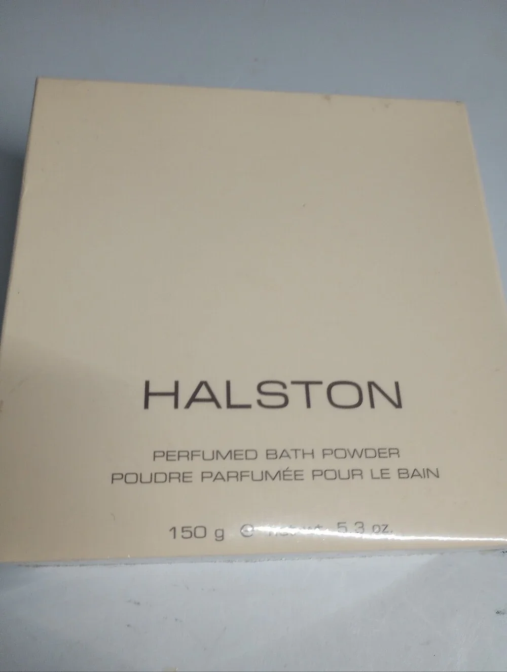 Halston Perfumed Bath Powder - 150g Net Wt. 5.3 Oz Soft Cream Box
